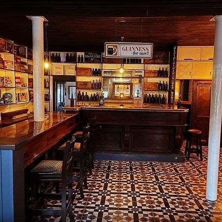 Tw O Connell Old World Irish Pub Villa Cahersiveen Buitenkant foto