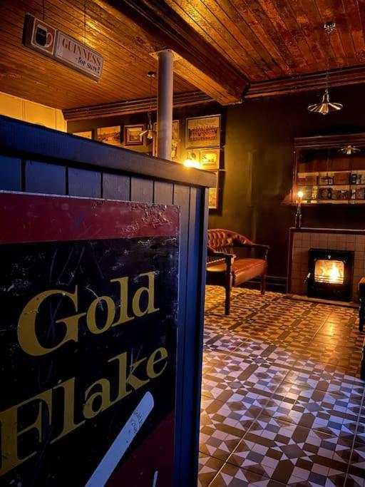 Tw O Connell Old World Irish Pub Villa Cahersiveen Buitenkant foto